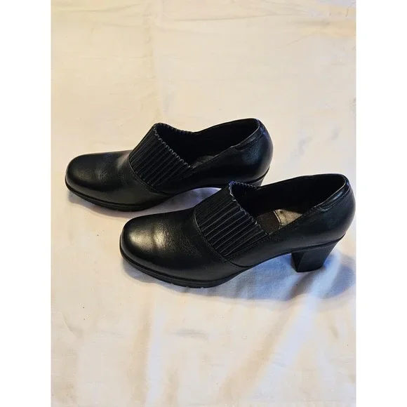 Clarks Bendables Womens Black Leather Elastic Gore Slip On heeled Loafer 7.5 - Picture 2 of 6